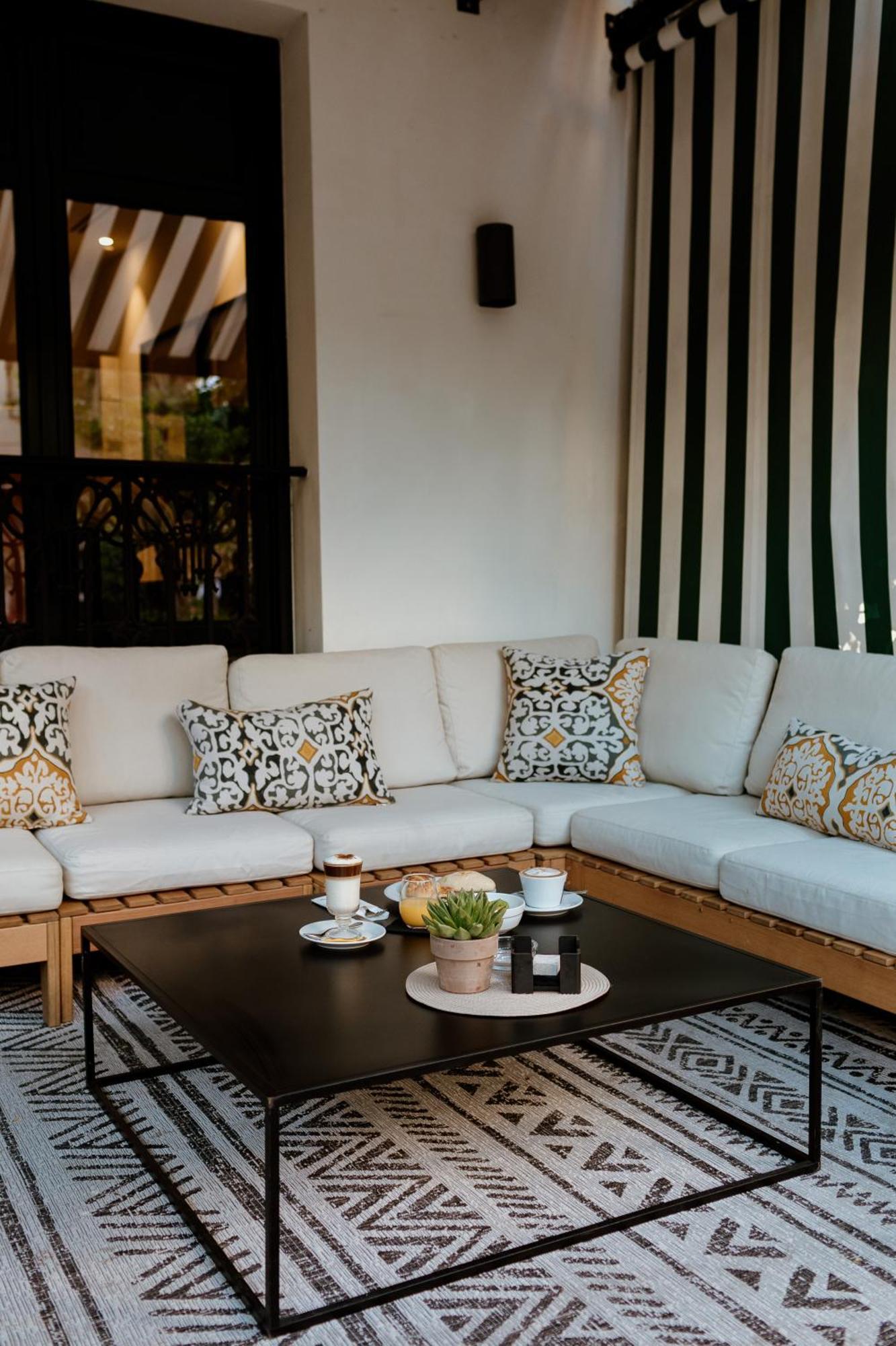 Hotel Estepona Plaza Εξωτερικό φωτογραφία